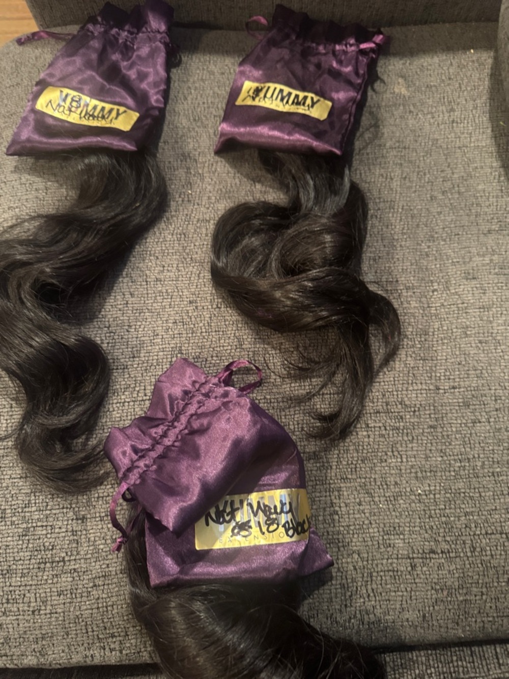 3 bundle Black Wavy Hair Extensions - Yummy